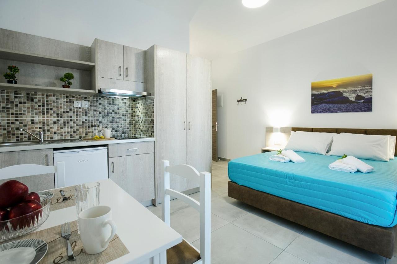 Kolimbito Sea Side Appartement Falasarna Buitenkant foto